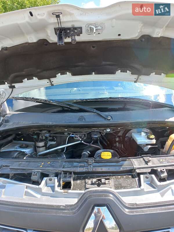 Мікроавтобус вантажний (до 3,5т) Renault Master 2018 в Бердичеві