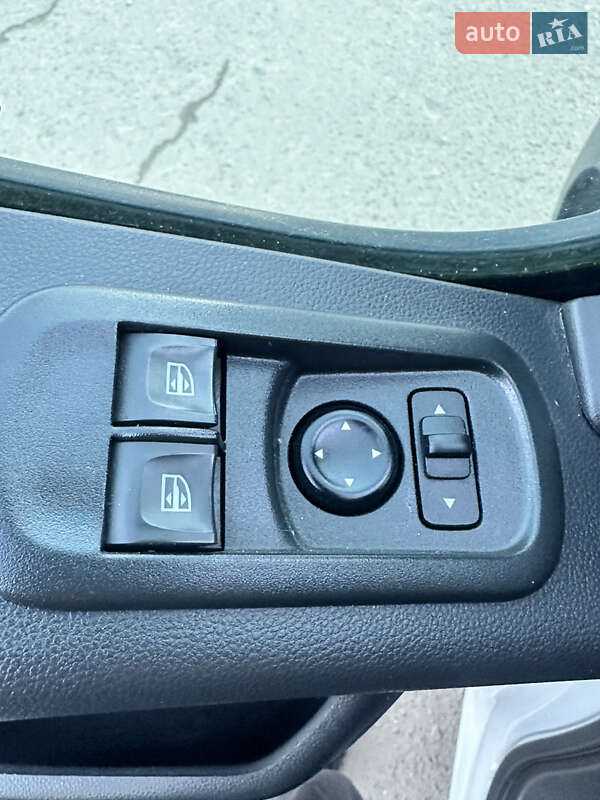 Вантажний фургон Renault Master 2020 в Дубні фото 56 Вантажний фургон Renault Master 2020 в Дубні