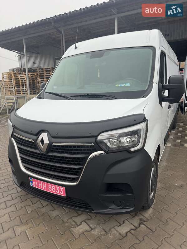 Вантажний фургон Renault Master 2022 в Умані