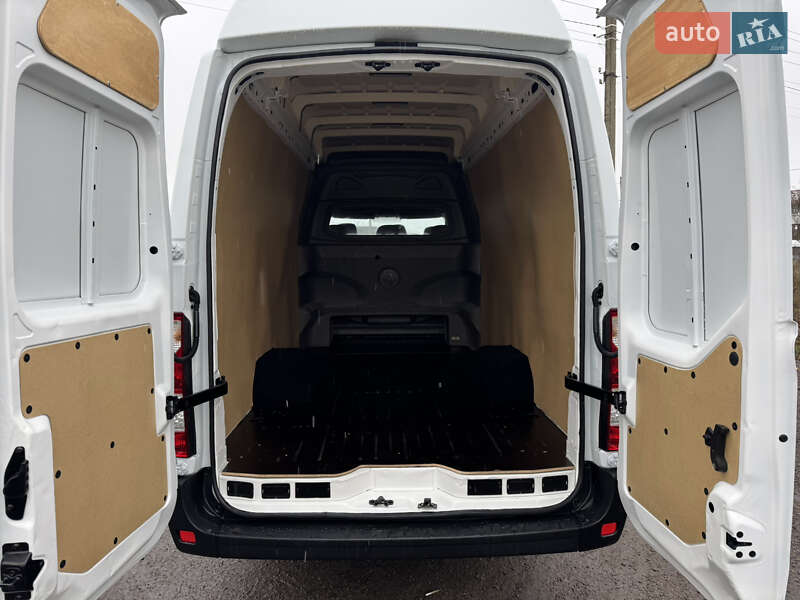 Мінівен Renault Master 2017 в Дубні