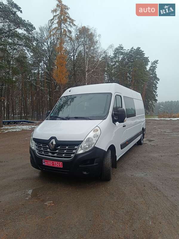 Вантажопасажирський фургон Renault Master 2018 в Дубні