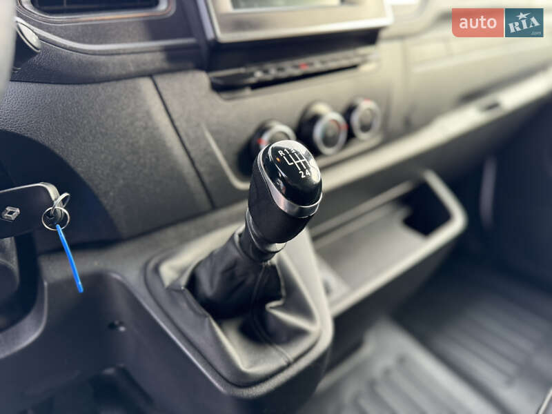 Вантажний фургон Renault Master 2020 в Києві