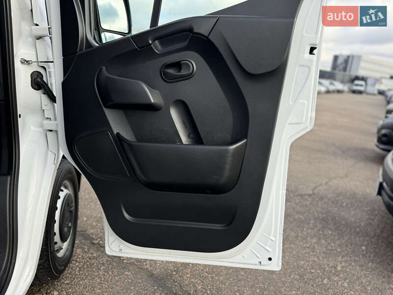 Вантажний фургон Renault Master 2020 в Києві