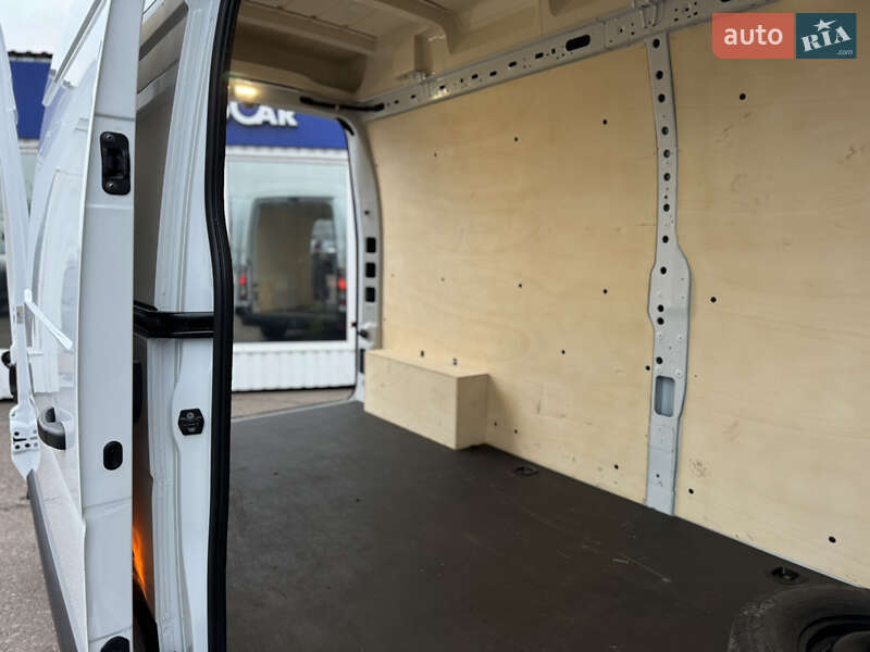 Грузовой фургон Renault Master 2020 в Киеве фото 47 Грузовой фургон Renault Master 2020 в Киеве