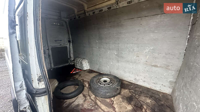 Вантажний фургон Renault Master 2006 в Києві