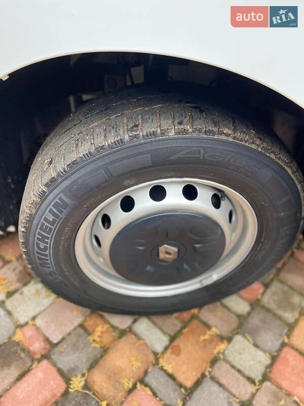 Вантажний фургон Renault Master 2020 в Дубні