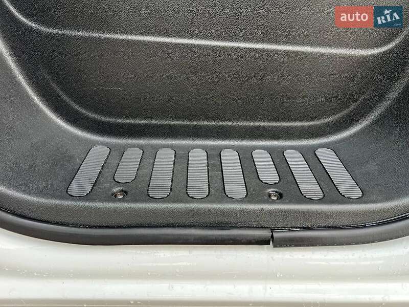 Тентований Renault Master 2021 в Києві