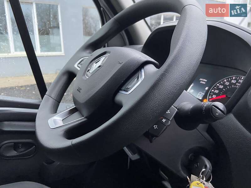 Другие грузовики Renault Master 2023 в Киеве