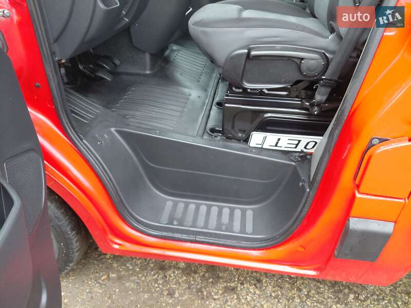 Грузовой фургон Renault Master 2019 в Ивано-Франковске фото 47 Грузовой фургон Renault Master 2019 в Ивано-Франковске