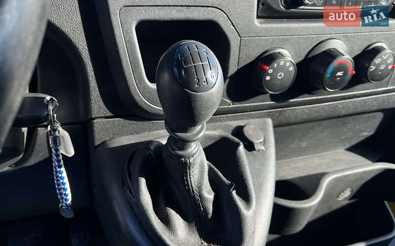 Грузовой фургон Renault Master 2017 в Коломые