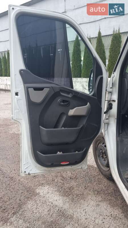 Тентований Renault Master 2012 в Сумах