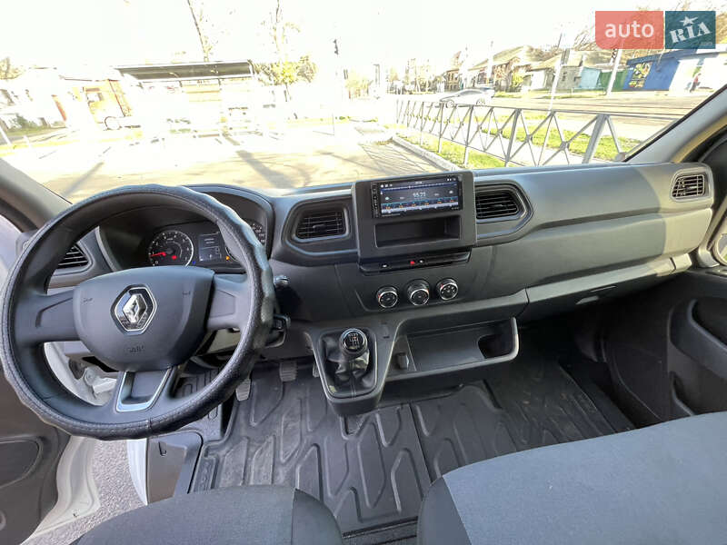 Мікроавтобус вантажний (до 3,5т) Renault Master 2023 в Миколаєві