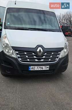 Вантажний фургон Renault Master 2016 в Дніпрі