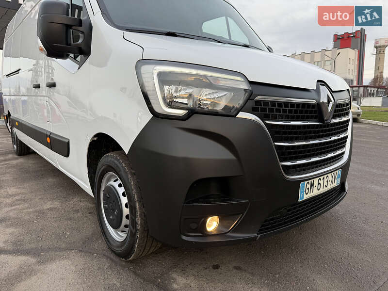 Грузовой фургон Renault Master 2023 в Дубно