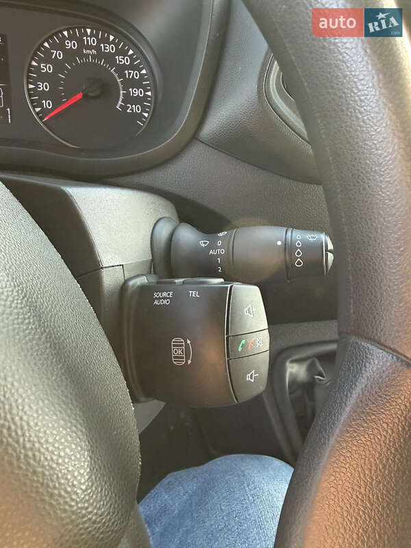 Мінівен Renault Master 2020 в Львові