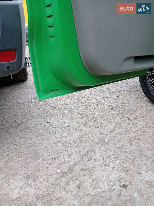 Вантажний фургон Renault Master 2006 в Долинській