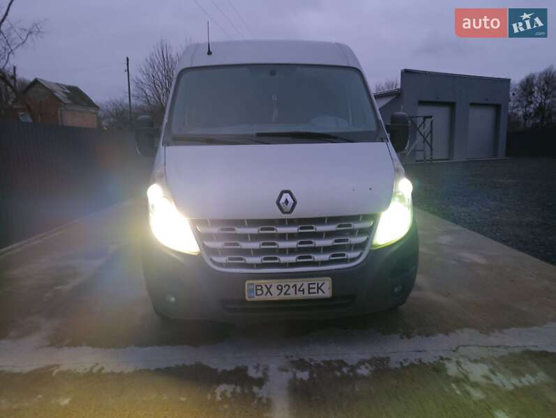 Вантажний фургон Renault Master 2011 в Ковелі