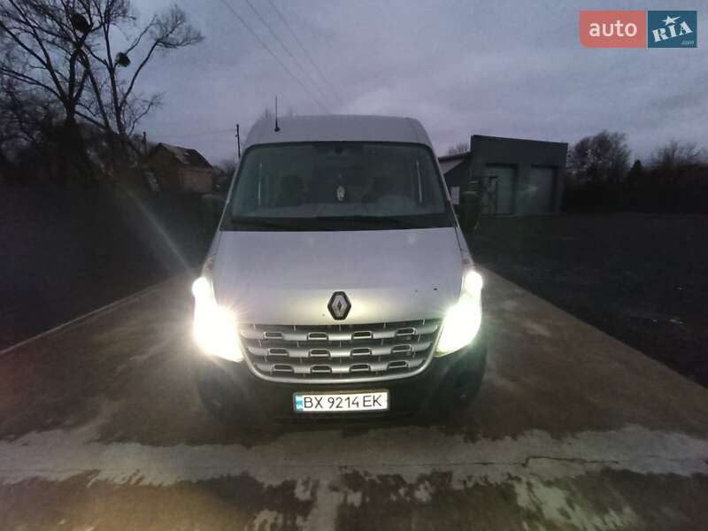 Вантажний фургон Renault Master 2011 в Ковелі