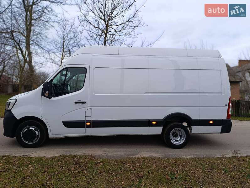 Renault Master 2022