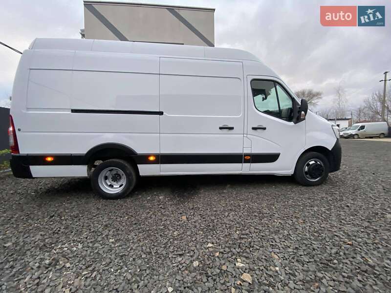 Грузовой фургон Renault Master 2022 в Киеве