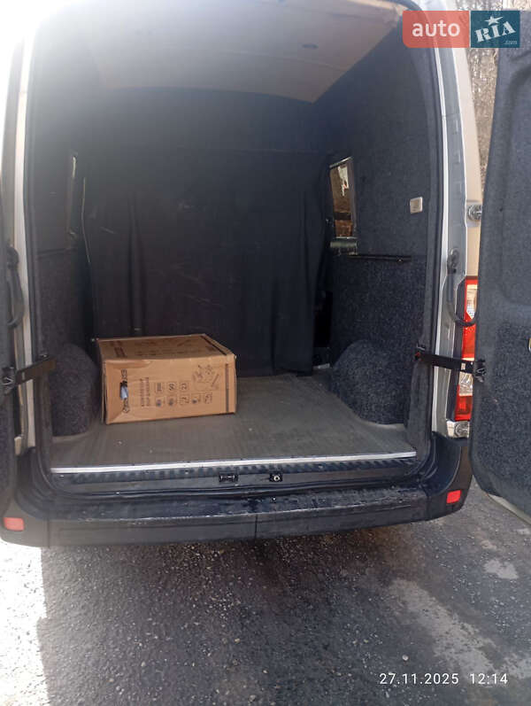 Минивэн Renault Master 2015 в Сколе фото 8 Минивэн Renault Master 2015 в Сколе