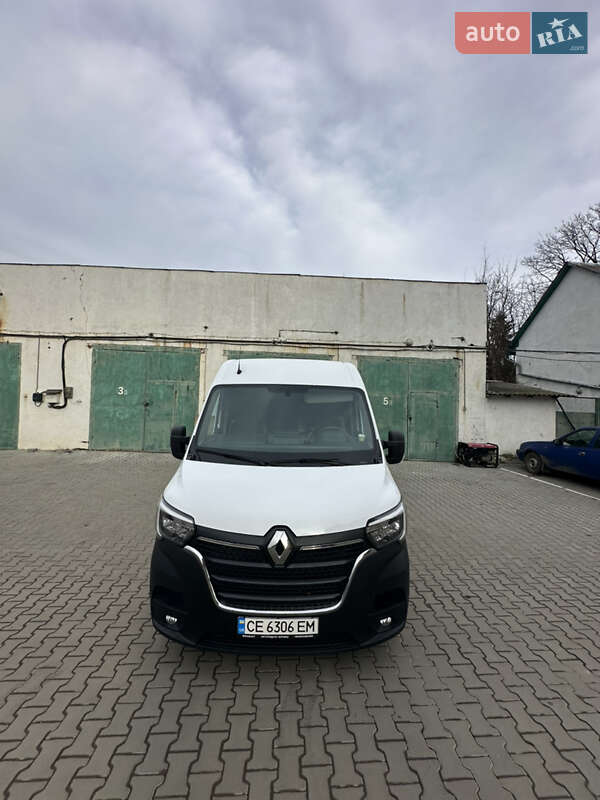 Вантажний фургон Renault Master 2023 в Чернівцях