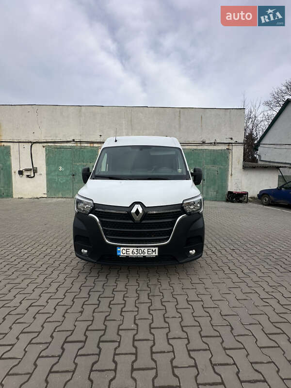 Вантажний фургон Renault Master 2023 в Чернівцях