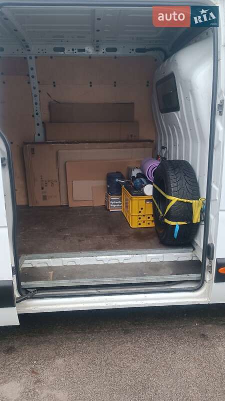 Микроавтобус грузовой (до 3,5т) Renault Master 2014 в Виннице