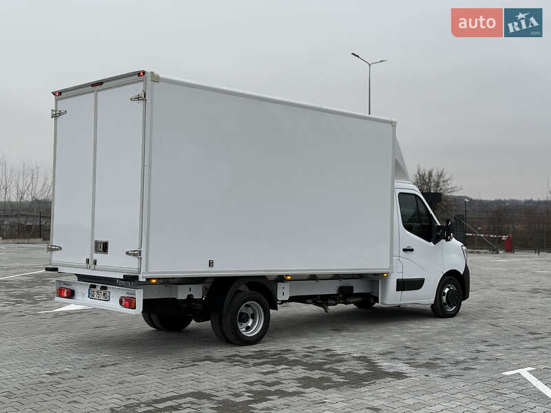 Грузовой фургон Renault Master 2022 в Дубно