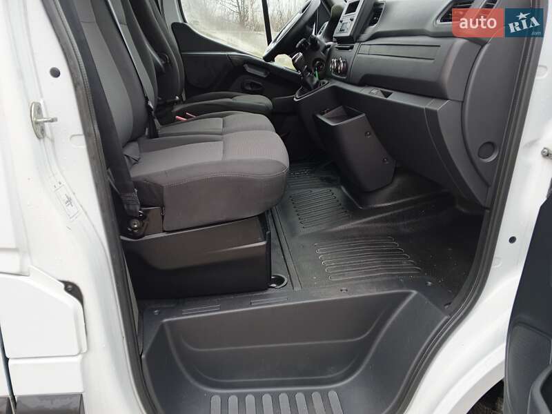 Вантажний фургон Renault Master 2019 в Києві