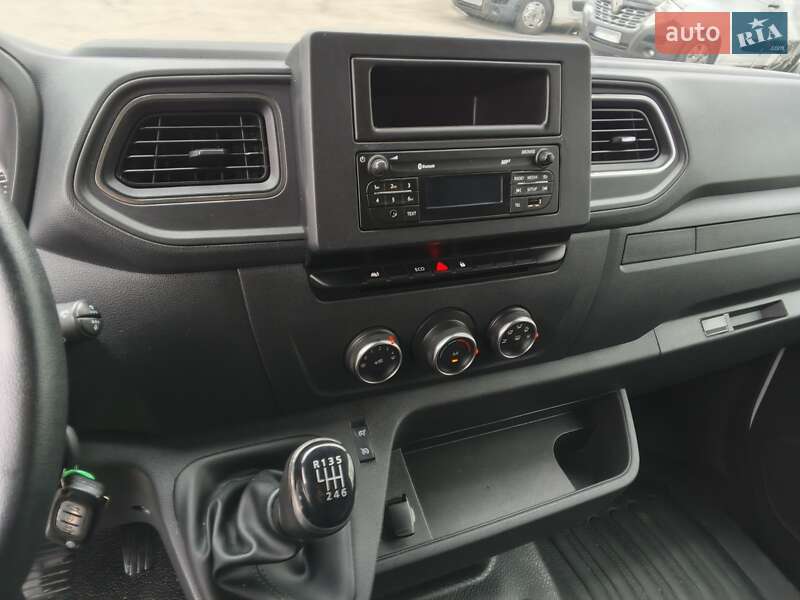 Вантажний фургон Renault Master 2019 в Києві