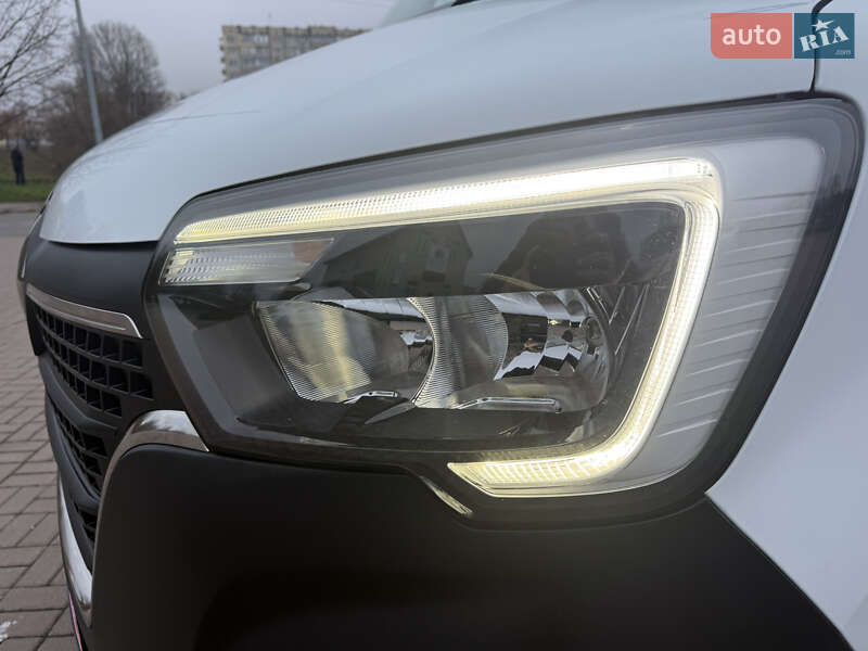 Вантажний фургон Renault Master 2022 в Києві
