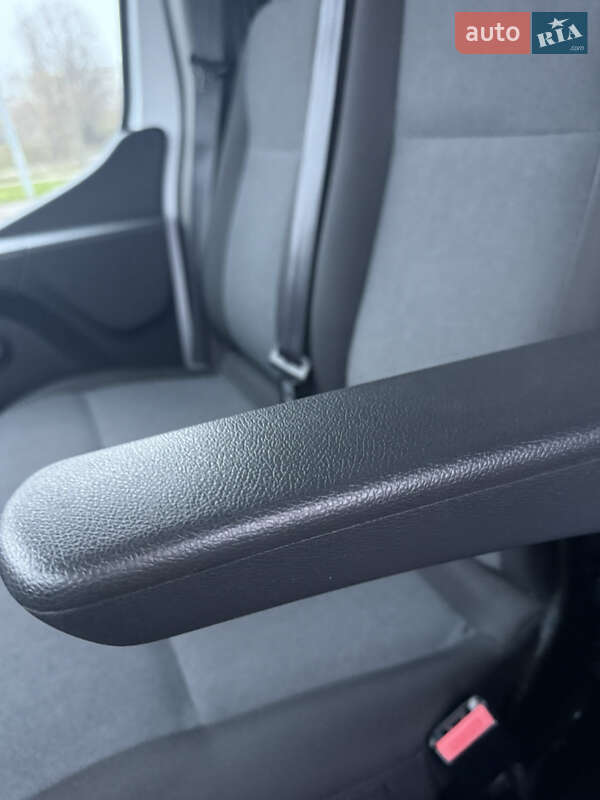 Вантажний фургон Renault Master 2022 в Києві