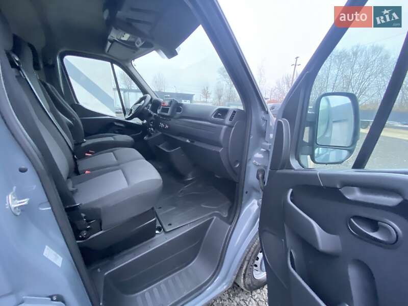 Вантажний фургон Renault Master 2022 в Києві