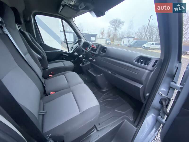 Вантажний фургон Renault Master 2022 в Києві