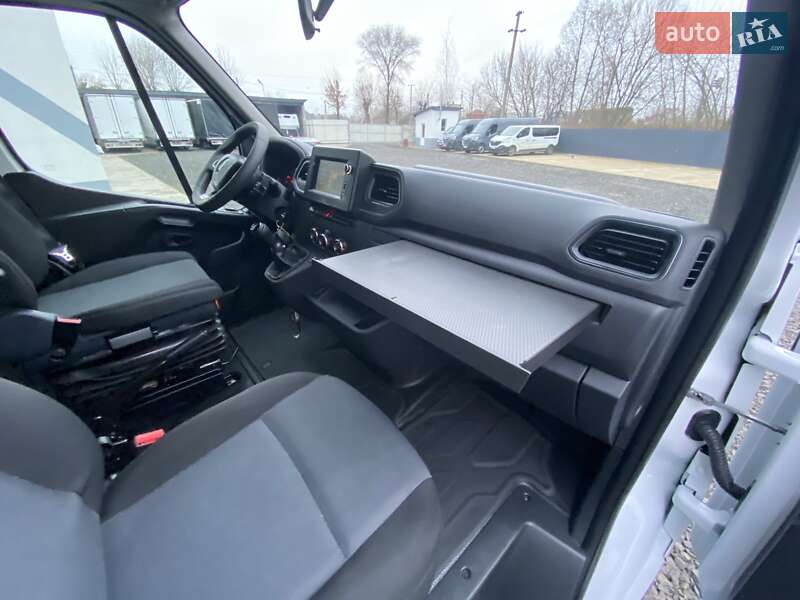 Другие грузовики Renault Master 2022 в Киеве