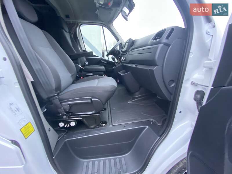 Другие грузовики Renault Master 2022 в Киеве