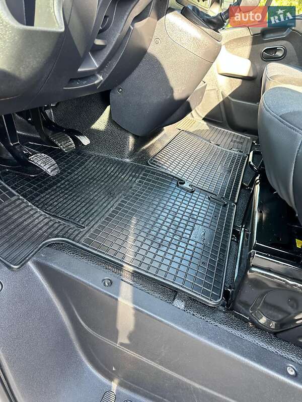 Вантажний фургон Renault Master 2018 в Дубні фото 32 Вантажний фургон Renault Master 2018 в Дубні