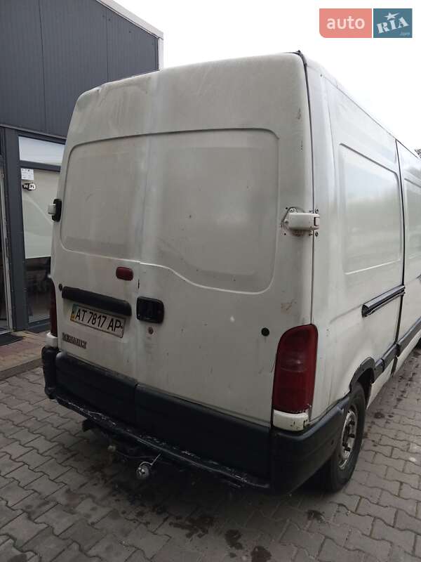 Грузовой фургон Renault Master 2000 в Бурштыне