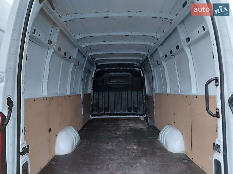Вантажний фургон Renault Master 2023 в Івано-Франківську