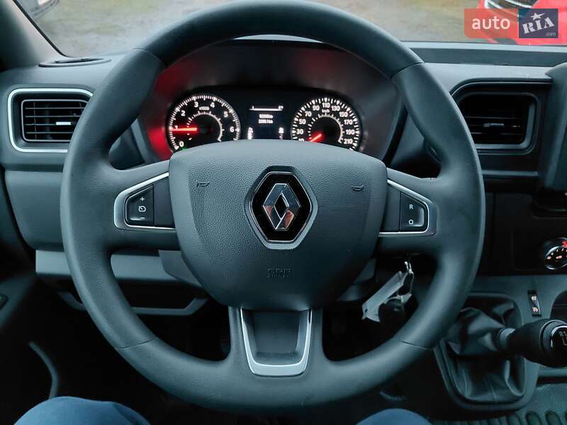 Вантажний фургон Renault Master 2023 в Івано-Франківську