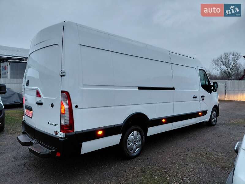 Вантажний фургон Renault Master 2023 в Івано-Франківську