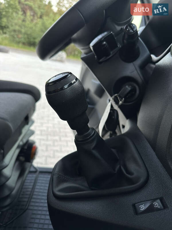 Вантажний фургон Renault Master 2022 в Ковелі