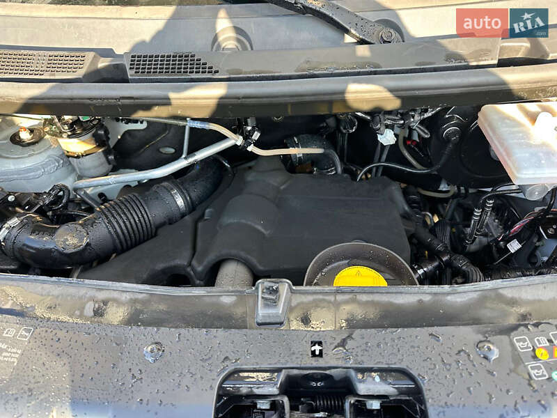 Вантажний фургон Renault Master 2020 в Долині