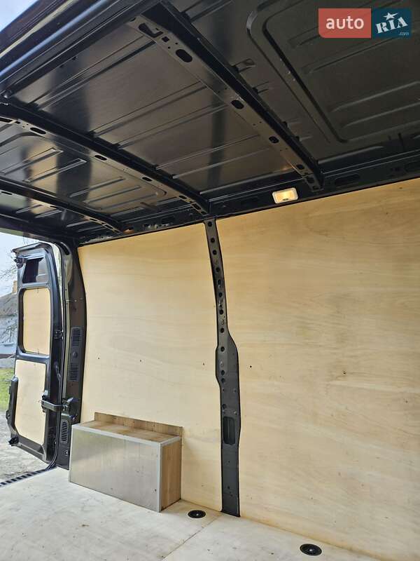 Вантажний фургон Renault Master 2022 в Дубні