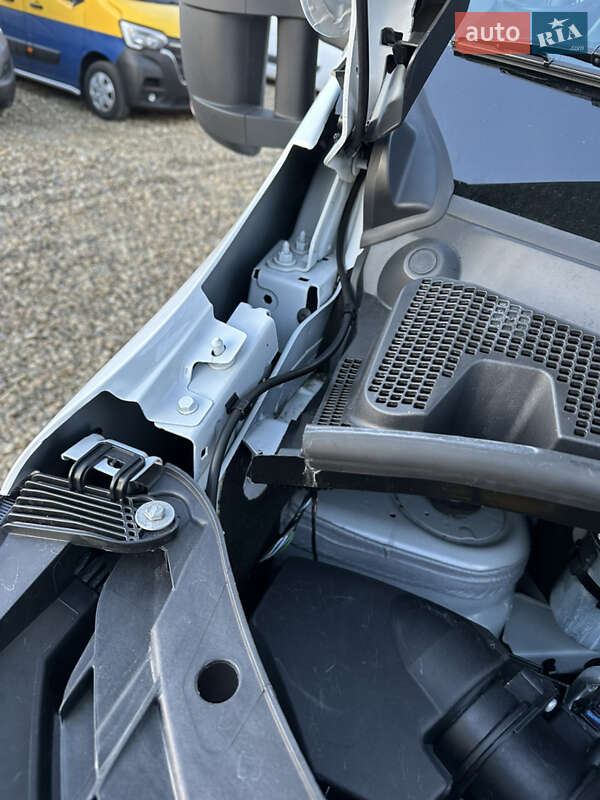 Грузовой фургон Renault Master 2023 в Львове