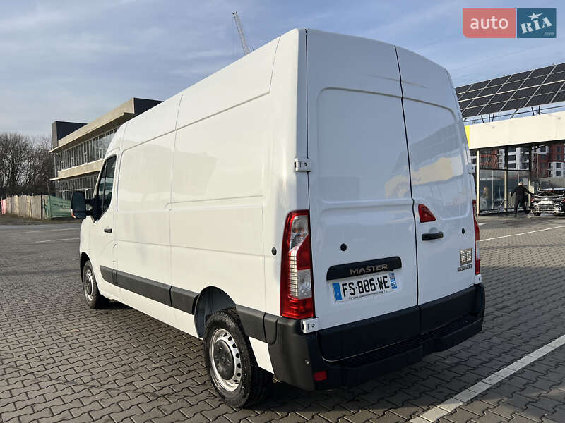 Вантажний фургон Renault Master 2020 в Луцьку