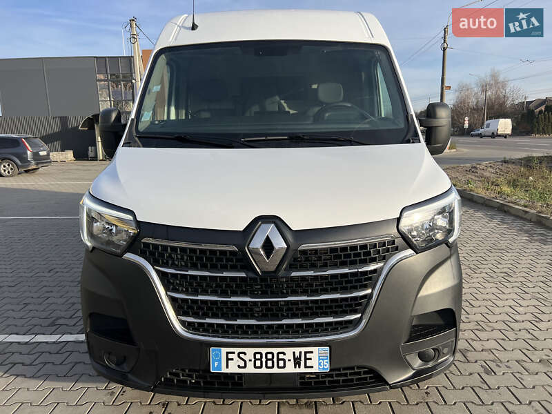 Вантажний фургон Renault Master 2020 в Луцьку