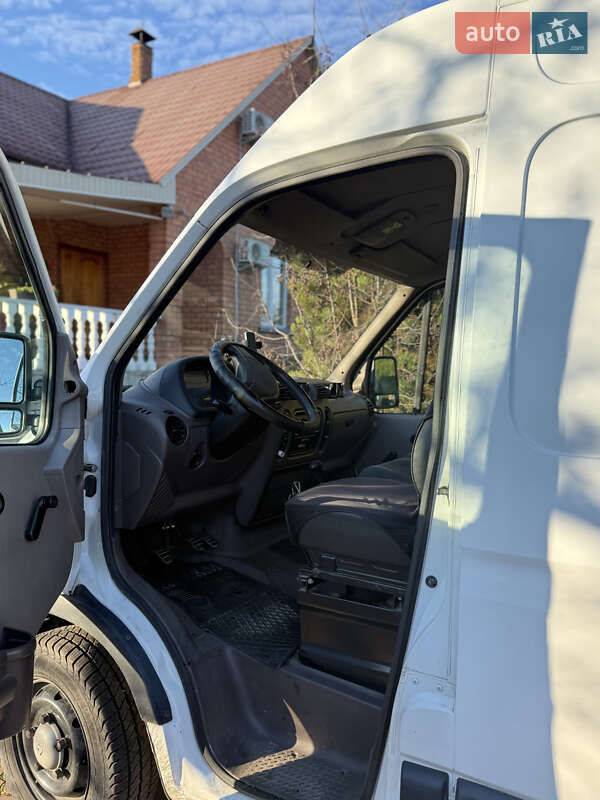 Грузовой фургон Renault Master 1999 в Любомле