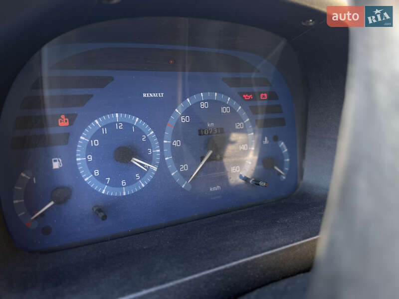 Грузовой фургон Renault Master 1999 в Любомле